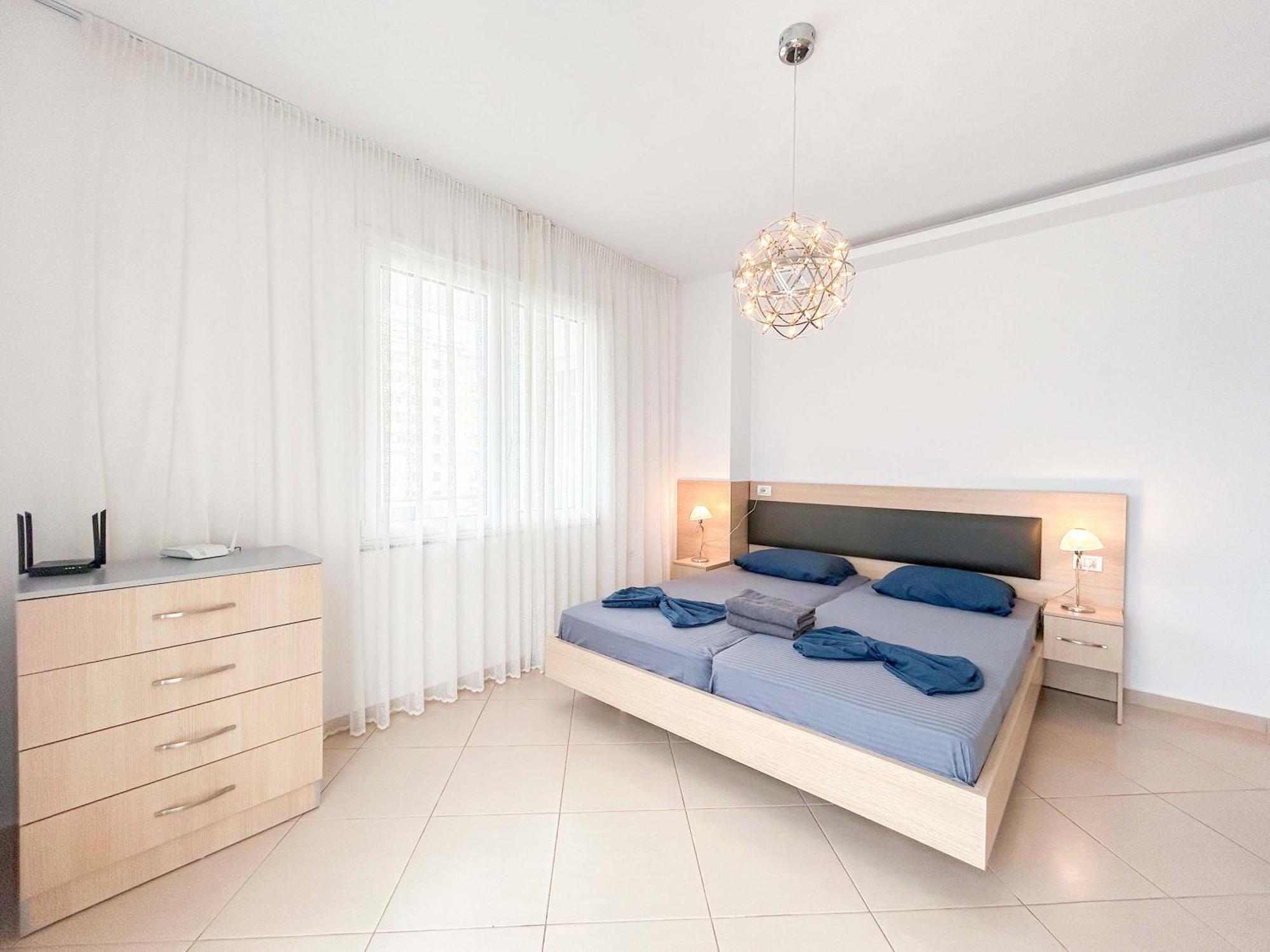 Korabi Luk 695 Apartament